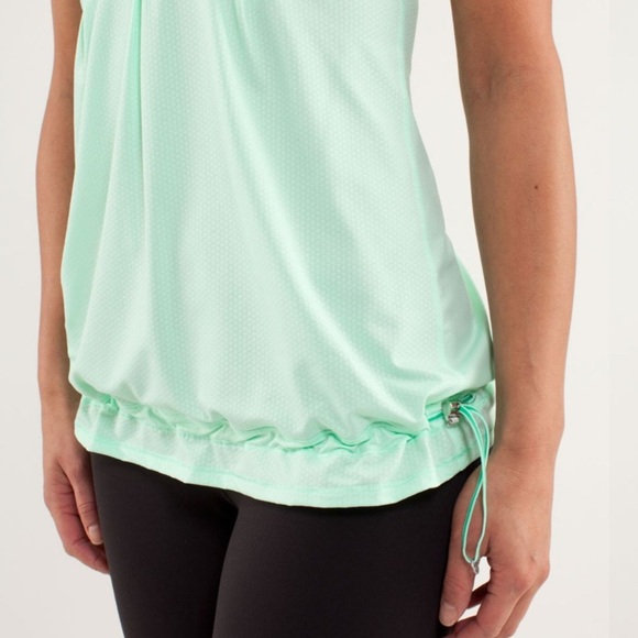 🍋 Lululemon Run Tame Me Tank - Picture 6 of 11